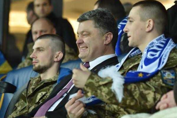Порошенко: Динамо - победило! Украина - победит! Вместе - сила! Слава Украине! Порошенко: Динамо - победило! Украина - победит! Вместе - сила! Слава Украине!