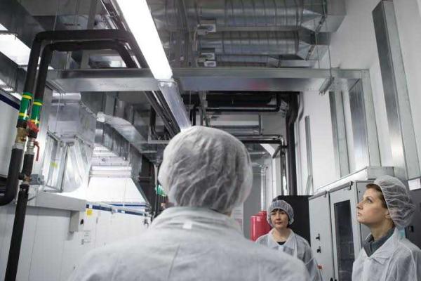 Марина Порошенко посетила открытие инновационного производства на "Фармацевтической фирме "Дарница"