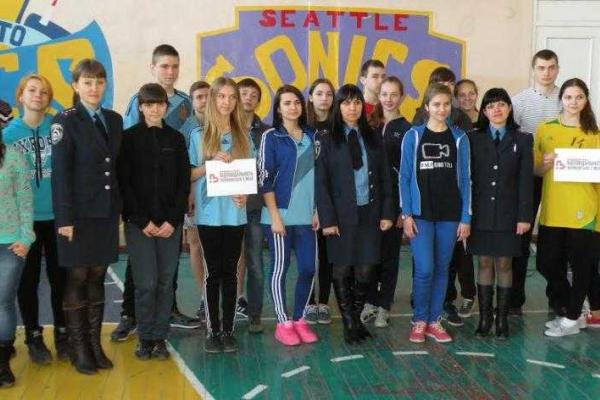 Квест для николаевских школьников провели общественная организация, работники ГАИ и милиции Квест для николаевских школьников провели общественная организация, работники ГАИ и милиции