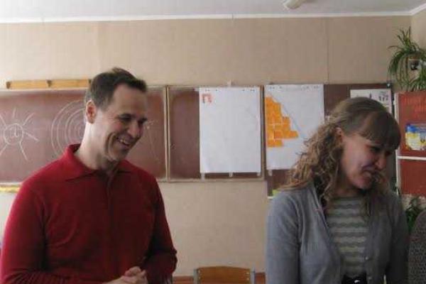 Методические семинары-тренинги "Партнерство ради будущего" провели для педагогов Луганщины Методические семинары-тренинги "Партнерство ради будущего" провели для педагогов Луганщины