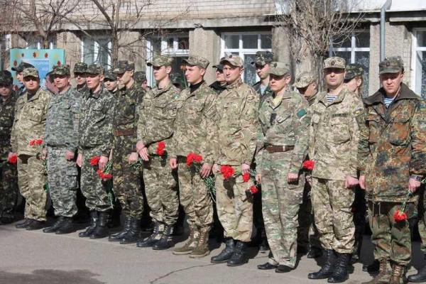 На Николаевщине открыли мемориальную доску в память о герое АТО, погибшем в Донецком аэропорту На Николаевщине открыли мемориальную доску в память о герое АТО, погибшем в Донецком аэропорту