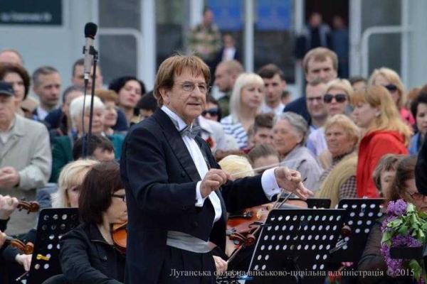 Жители и гости Северодонецка торжественно и весело отметили День Победы Жители и гости Северодонецка торжественно и весело отметили День Победы
