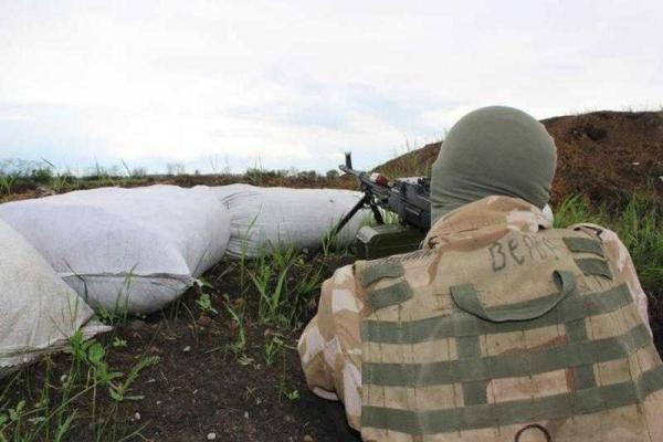 Тяжелые будни военных разведчиков на передовой в зоне АТО Тяжелые будни военных разведчиков на передовой в зоне АТО