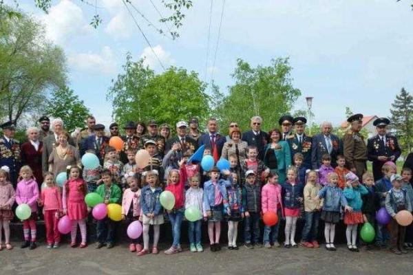 В Луганске прошли торжества по случаю 70-й годовщины Победы в ВОВ