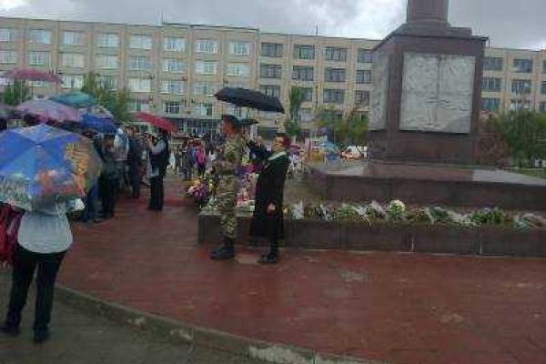 Северодонецк: 9-го мая в городе провели два праздничных митинга Северодонецк: 9-го мая в городе провели два праздничных митинга