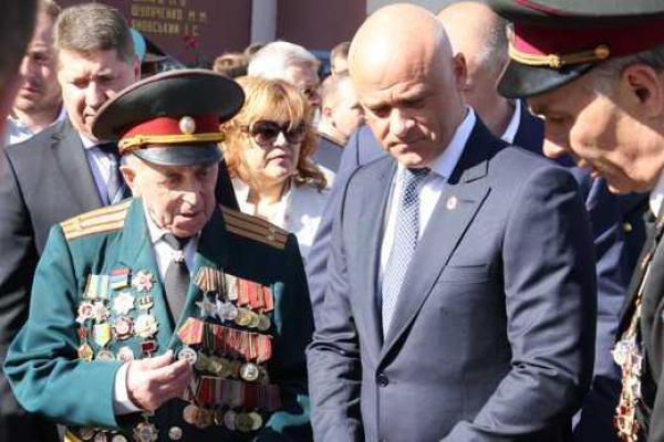В Одессе торжественно открыта Стена Героев В Одессе торжественно открыта Стена Героев