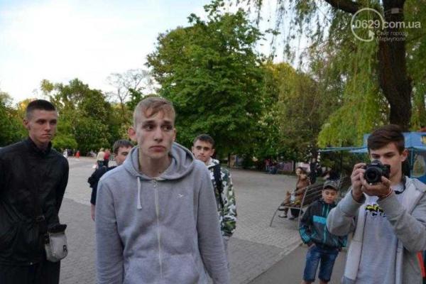 Мариупольская молодежь объявила "войну" курению и распитию спиртных напитков Мариупольская молодежь объявила "войну" курению и распитию спиртных напитков