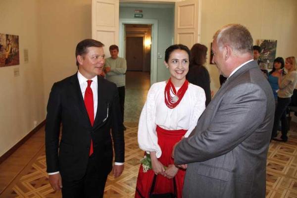 Фотовыставка "Воин сквозь века" начала свою работу в столице Украины