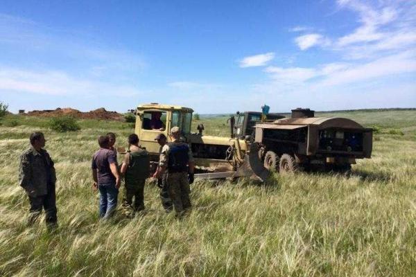 Роман Бочкала: на Донбассе полным ходом идет строительство украинской "линии Маннергейма"
