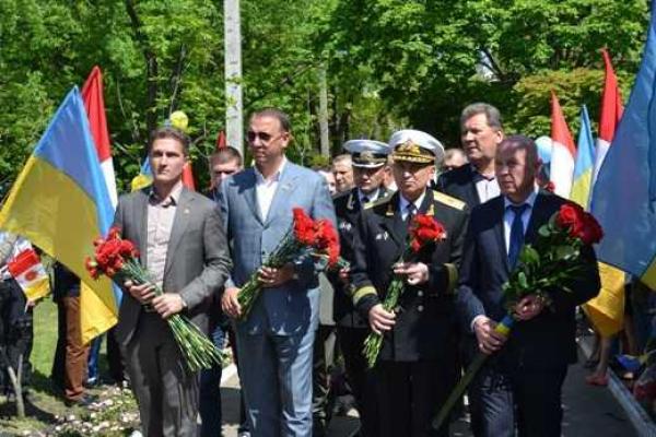 Для ветеранов Одессы организовали праздничный обед и звучали мелодии военных лет