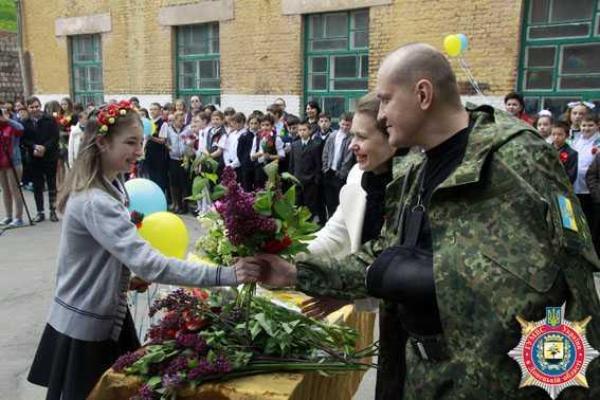 Правоохранители Донетчины стараются не терять связь с подрастающим поколением  Правоохранители Донетчины стараются не терять связь с подрастающим поколением