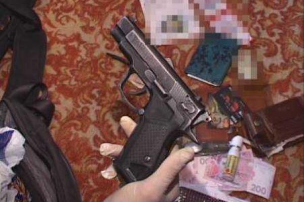 В Днепропетровске задержана группа, готовившая теракты и кровавые расправы над украинскими патриотами В Днепропетровске задержана группа, готовившая теракты и кровавые расправы над украинскими патриотами