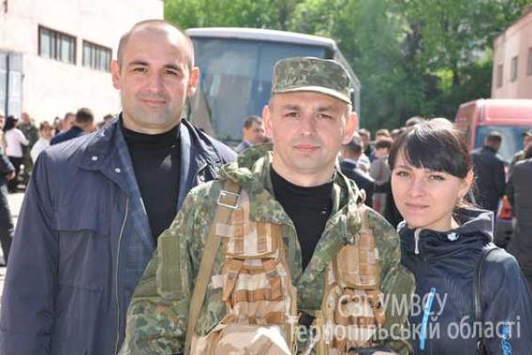 Тернопольщина отправила своих сынов в опасную командировку на Донбасс Тернопольщина отправила своих сынов в опасную командировку на Донбасс