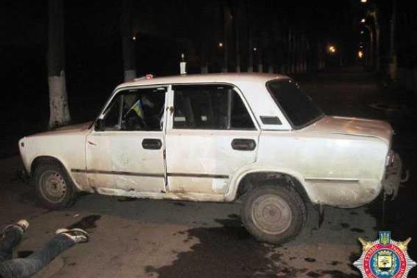 Молодой мариуполец, утром освободившись из мест не столь отдаленных, вечером собрался обратно Молодой мариуполец, утром освободившись из мест не столь отдаленных, вечером собрался обратно