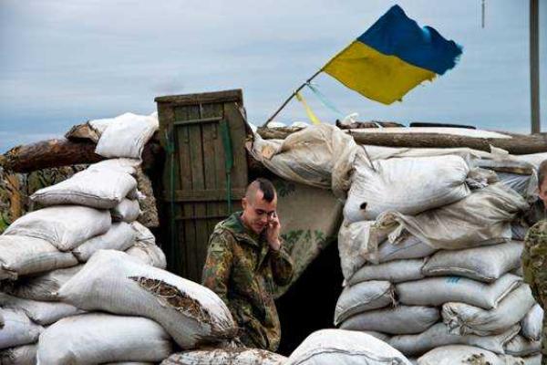 Отец и сын из Лисичанска ушли на войну, оставив за старшего в доме шестилетнего внука