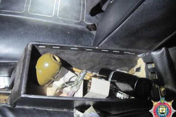 Молодой мариуполец, утром освободившись из мест не столь отдаленных, вечером собрался обратно Молодой мариуполец, утром освободившись из мест не столь отдаленных, вечером собрался обратно