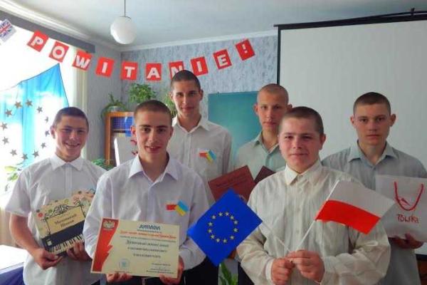 Польский дипломат посетил Кременчугскую воспитательную колонию в Полтавской области Польский дипломат посетил Кременчугскую воспитательную колонию в Полтавской области