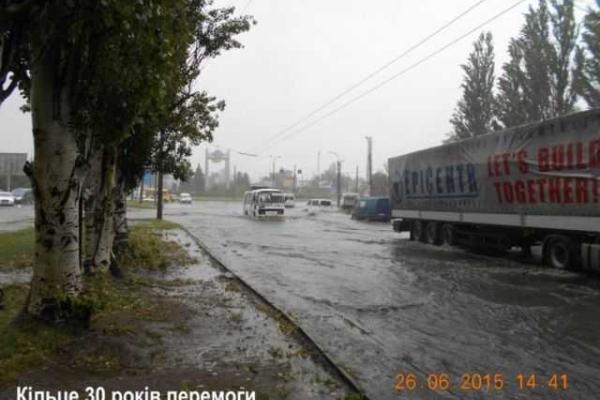 Непогода принесла в Черкассы не только "большую воду", но и политический скандал Непогода принесла в Черкассы не только "большую воду", но и политический скандал