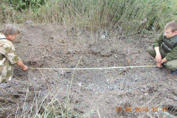 Боевики не скрываясь цинично бьют из тяжелого вооружения Боевики не скрываясь цинично бьют из тяжелого вооружения