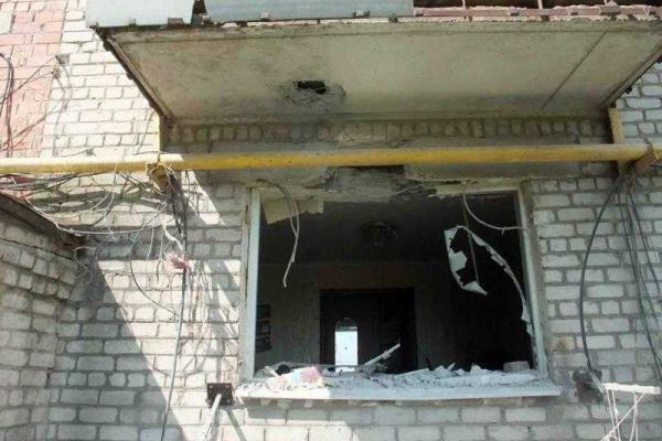 В Попасной чудом удалось избежать больших жертв: снаряд разорвался в оборудованном бомбоубежище В Попасной чудом удалось избежать больших жертв: снаряд разорвался в оборудованном бомбоубежище