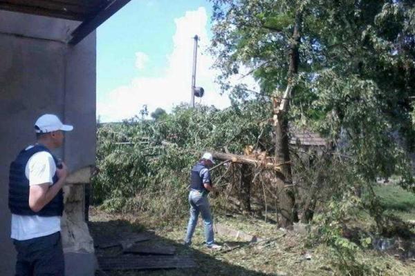 Наблюдатели СЦКК и представители ОБСЕ задокументировали обстрел боевиками поселка Нижнее