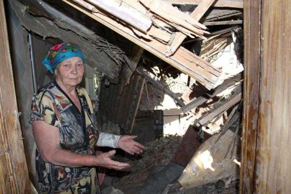Военные журналисты побывали в "зачищенной" Марьинке: фоторепортаж