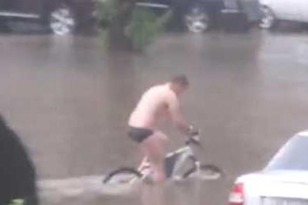 Российский Челябинск ушел под воду