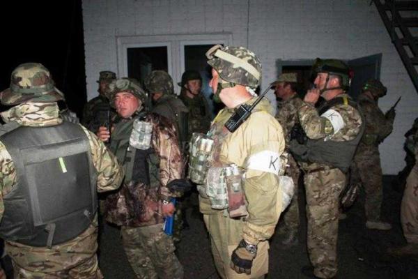Под Николаевом продолжаются военные учения ВДВ ВСУ
