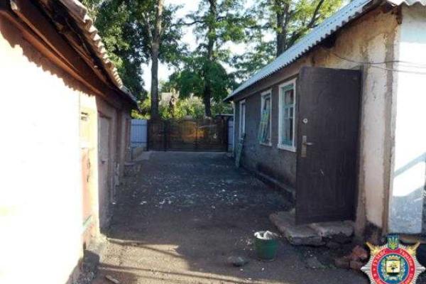 Дедушка "божий одуванчик" решил угробить обидчиков с помощью боевой гранаты