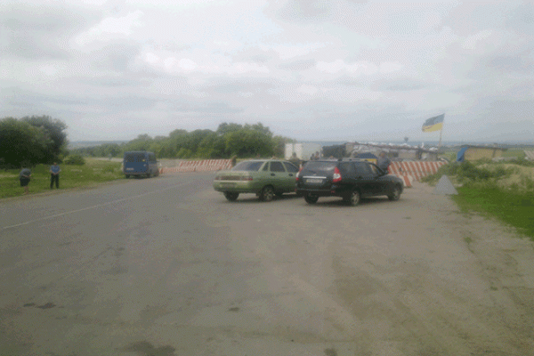 На Луганщине задержана организованная группа, совершившая разбойное нападение на бизнесменов На Луганщине задержана организованная группа, совершившая разбойное нападение на бизнесменов