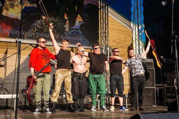 Новый клип от украинских патриотов - группы "Гайдамаки"