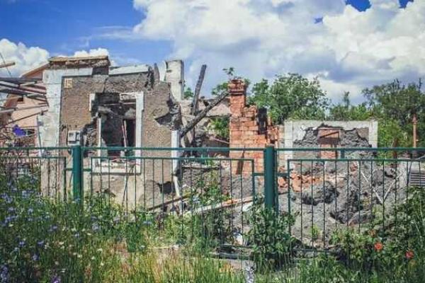 Боевики выкинули в Сеть фото разрушенной Марьинки