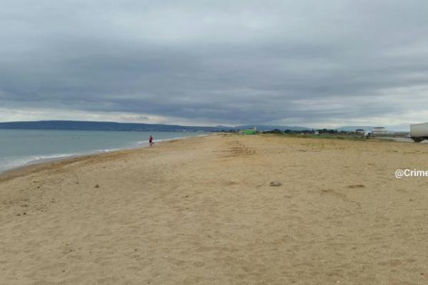 Пляжи и кафе Феодосии с тоской вспоминают "дооккупационные" курортные сезоны