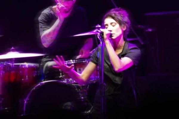 Фоторепортаж: концерт Земфиры в Тбилиси