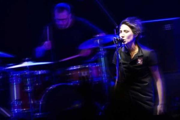 Фоторепортаж: концерт Земфиры в Тбилиси