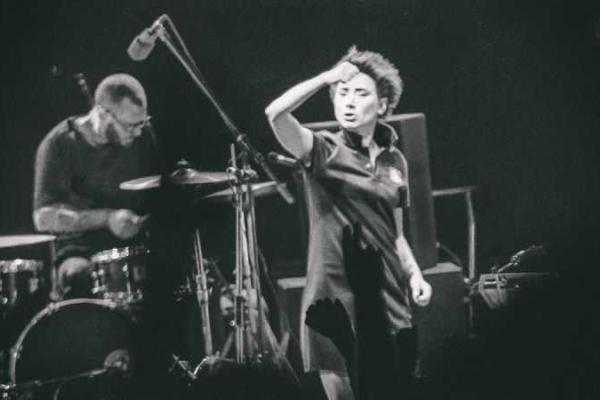 Фоторепортаж: концерт Земфиры в Тбилиси