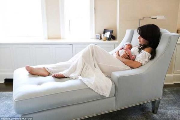 Алек Болдуин: семейная фотосессия с новорожденным сыном