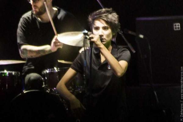 Фоторепортаж: концерт Земфиры в Тбилиси