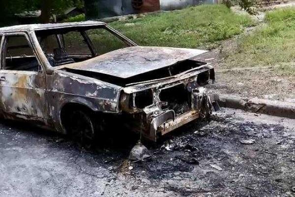 Донецкие реалии: "ответка" местных жителей надоевшим боевикам Донецкие реалии: "ответка" местных жителей надоевшим боевикам