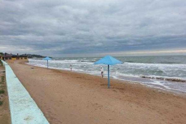 Пляжи и кафе Феодосии с тоской вспоминают "дооккупационные" курортные сезоны