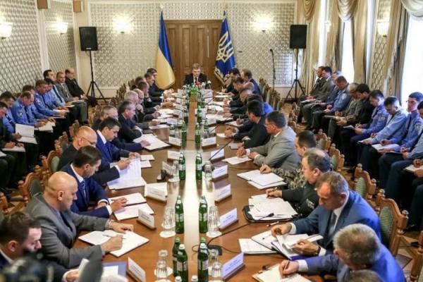 Фотоальбом: рабочий визит Петра Порошенко на Львовщину Фотоальбом: рабочий визит Петра Порошенко на Львовщину