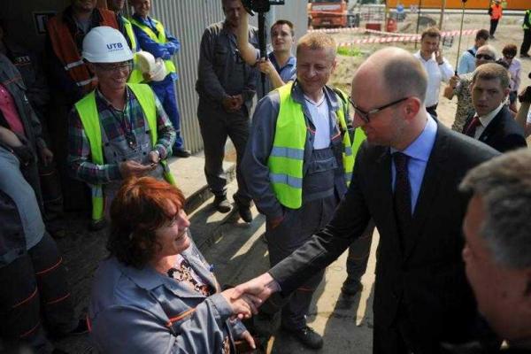 Фотоотчет: Рабочая поездка Арсения Яценюка на Чернобыльскую АЭС