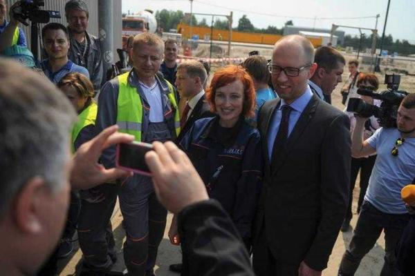 Фотоотчет: Рабочая поездка Арсения Яценюка на Чернобыльскую АЭС