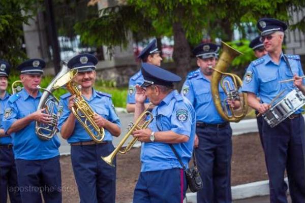 В Киеве состоялся торжественный выпуск первых патрульных полицейских В Киеве состоялся торжественный выпуск первых патрульных полицейских