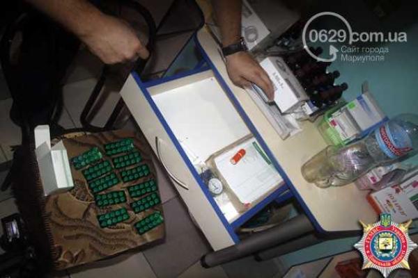 Из мариупольских аптек изъяли наркосодержащие препараты Из мариупольских аптек изъяли наркосодержащие препараты