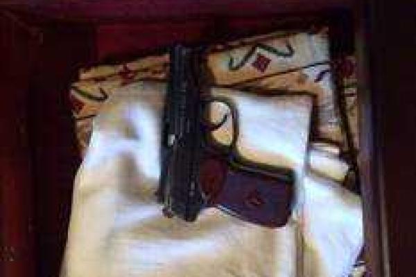 В ходе спецоперации СБУ у чиновников прокуратуры изъята валюта и драгоценности В ходе спецоперации СБУ у чиновников прокуратуры изъята валюта и драгоценности