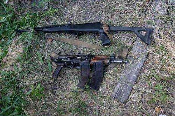 СБУ: В Киеве обнаружен схрон с боеприпасами и взрывчаткой СБУ: В Киеве обнаружен схрон с боеприпасами и взрывчаткой