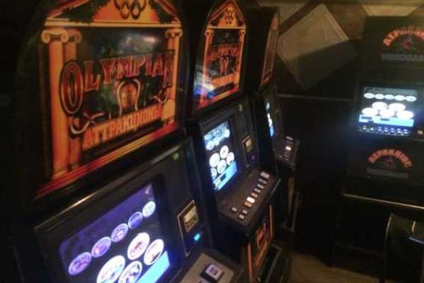 На Харьковщине правоохранители "накрыли" действующий подпольный игорный зал На Харьковщине правоохранители "накрыли" действующий подпольный игорный зал