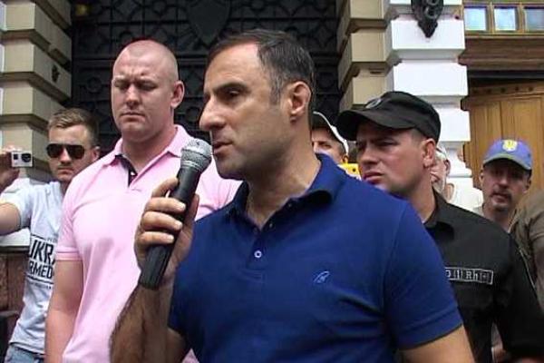 На Одесчине активисты "Правого сектора" пикетировали здание областной милиции На Одесчине активисты "Правого сектора" пикетировали здание областной милиции
