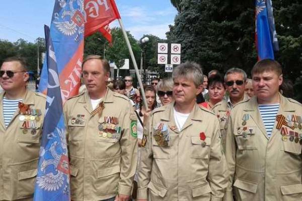В "ДНР" отметили годовщину освобождения Славянска В "ДНР" отметили годовщину освобождения Славянска